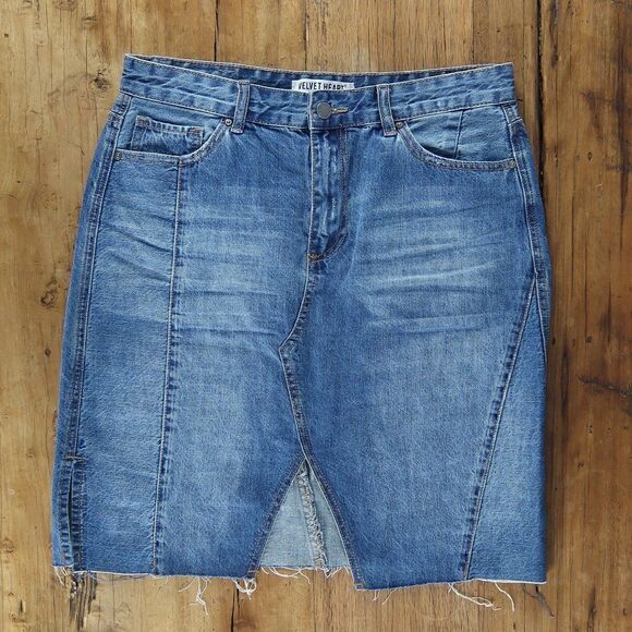 VELVET HEART MEGHAN HIGH RISE BLUE DENIM SKIRT SIZE 30 - Picture 1 of 11